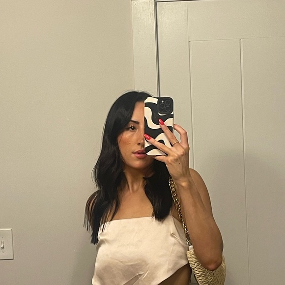 Meet your Posher, Rachel - Picture 1 of 1